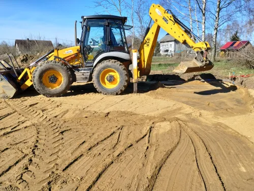 Betonowanie płyty fundamentowej