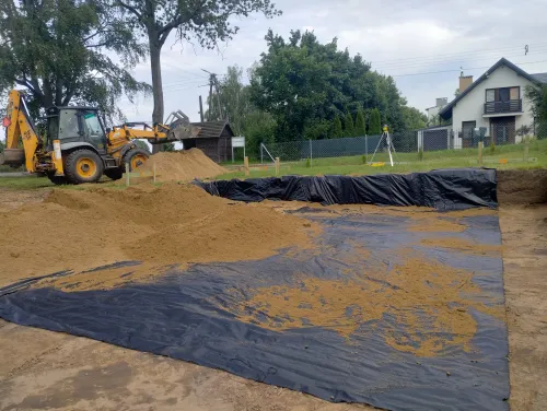 Betonowanie płyty fundamentowej